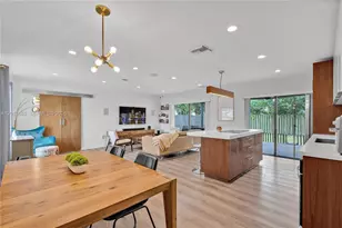8610 NW 25th St, Sunrise, FL 33322 - Photo 5