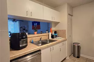 1715 Village Blvd, West Palm Beach, FL 33409 - Photo 5
