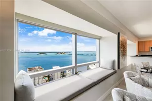 1435 Brickell Ave, Miami, FL 33131 - Photo 7