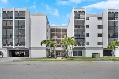 4670 W 13th Ln #411, Hialeah, FL 33012 - Photo 25