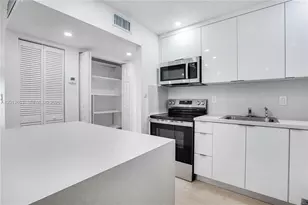 4670 W 13th Ln, Hialeah, FL 33012 - Photo 5