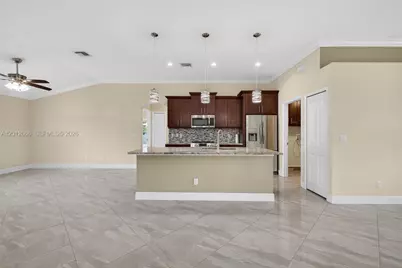 1922 SE Camilo St, Port Saint Lucie, FL 34952 - Photo 11