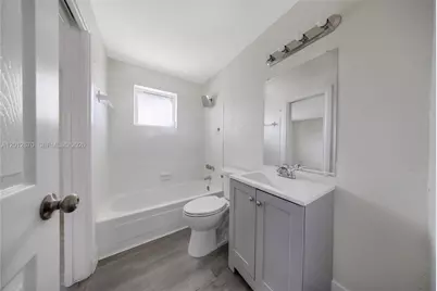 2520 NW 2nd Dr, Pompano Beach, FL 33064 - Photo 15