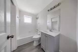 2520 NW 2nd Dr, Pompano Beach, FL 33064 - Photo 15