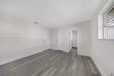 2520 NW 2nd Dr, Pompano Beach, FL 33064 - Photo 21