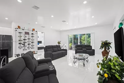 2962 NW 10th Ct, Fort Lauderdale, FL 33311 - Photo 13