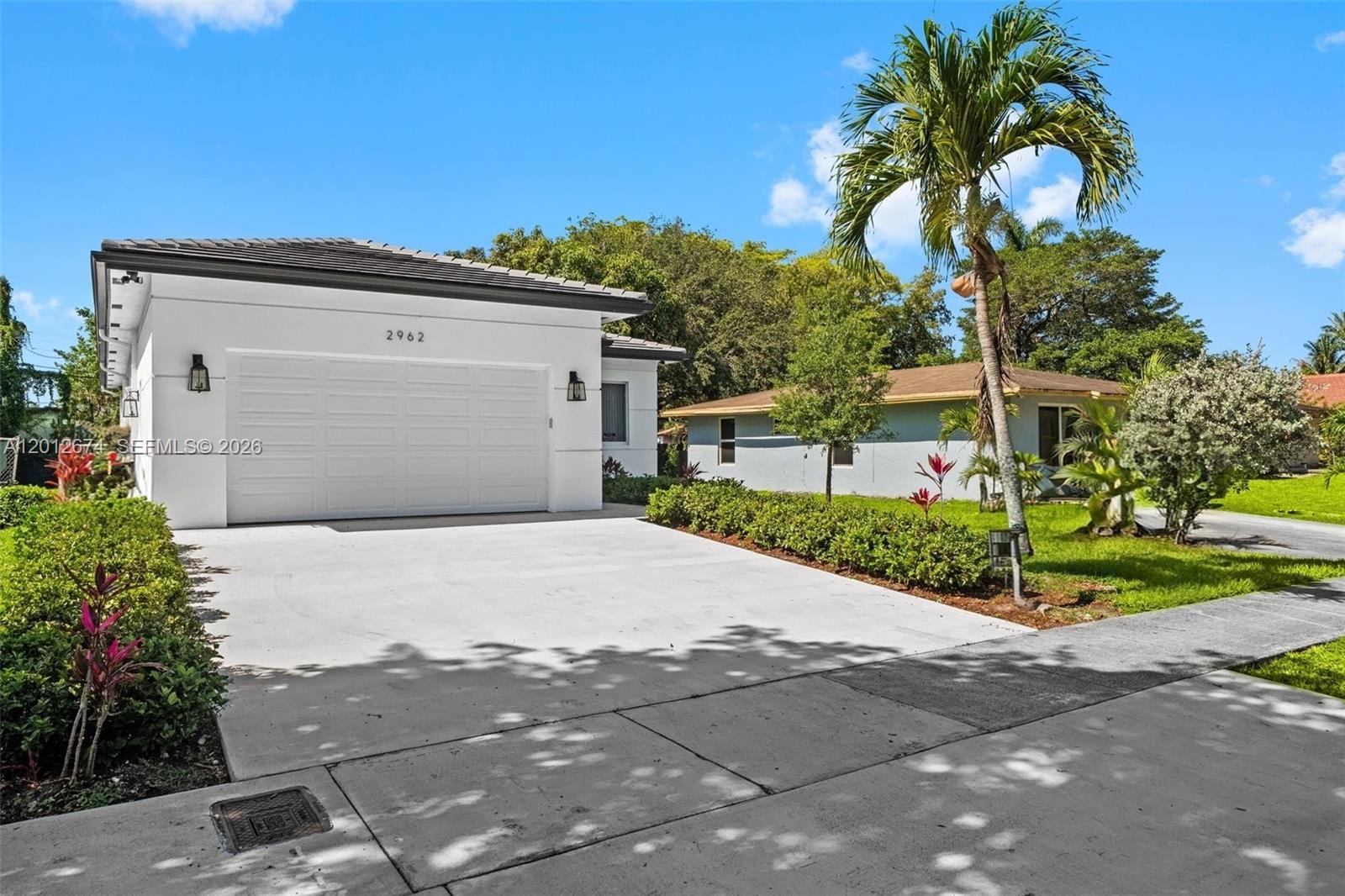 2962 NW 10th Ct main architectural view