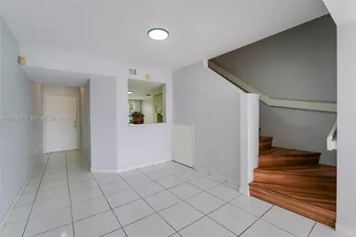 12348 NW 11th Ln #1010, Miami, FL 33182 - Photo 11