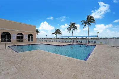 12348 NW 11th Ln #1010, Miami, FL 33182 - Photo 27