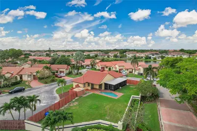 11301 SW 4th St, Pembroke Pines, FL 33025 - Photo 31