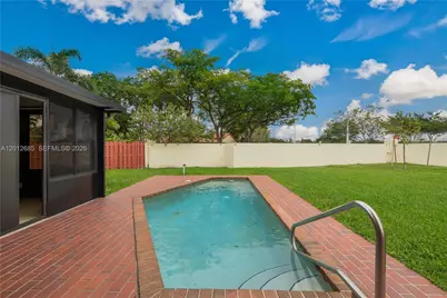 11301 SW 4th St, Pembroke Pines, FL 33025 - Photo 45