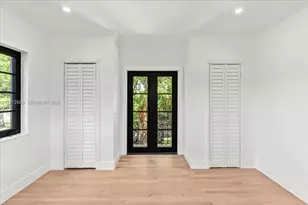 1426 Robbia Ave, Coral Gables, FL 33146 - Photo 13