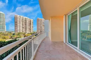 2475 Brickell Ave, Miami, FL 33129 - Photo 7