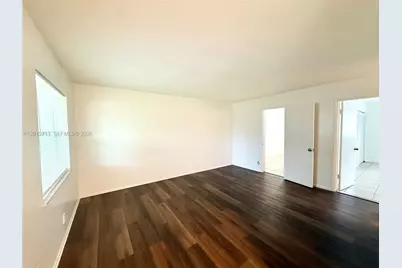 220 NE 41st St #2, Oakland Park, FL 33334 - Photo 3