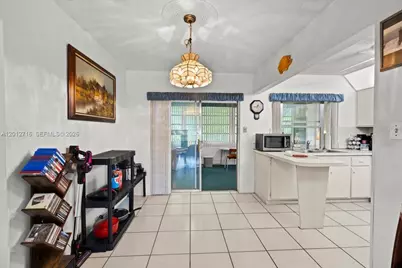5721 NW 87th Ave, Tamarac, FL 33321 - Photo 9