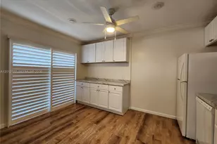 320 New York St, Hollywood, FL 33019 - Photo 3