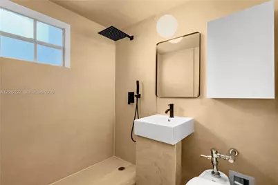 717 Espanola Way #111, Miami Beach, FL 33139 - Photo 5