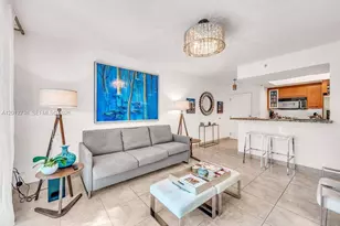 110 Washington Ave, Miami Beach, FL 33139 - Photo 3
