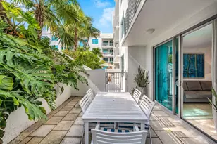 110 Washington Ave, Miami Beach, FL 33139 - Photo 9