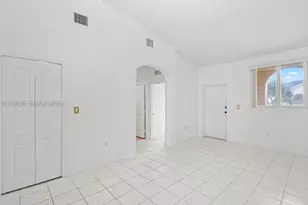 1658 SE 28th Ct, Homestead, FL 33035 - Photo 3