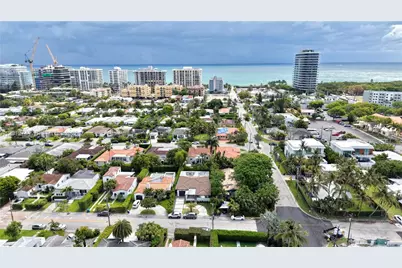 8811 Carlyle Ave, Surfside, FL 33154 - Photo 51