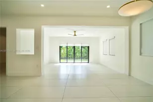 8811 Carlyle Ave, Surfside, FL 33154 - Photo 13