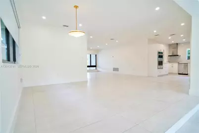 8811 Carlyle Ave, Surfside, FL 33154 - Photo 11