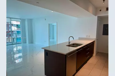 55 SE 6th St #1603, Miami, FL 33131 - Photo 3