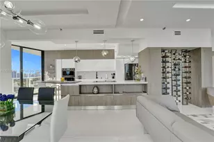 20281 E Country Club Dr, Aventura, FL 33180 - Photo 25
