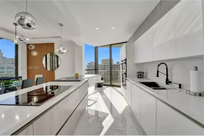 20281 E Country Club Dr #PH14, Aventura, FL 33180 - Photo 33