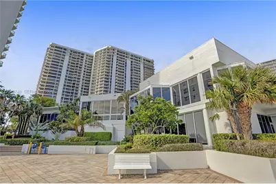 20281 E Country Club Dr #PH14, Aventura, FL 33180 - Photo 81