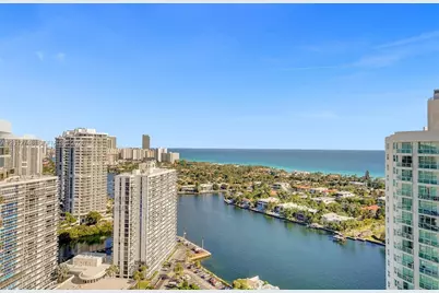 20281 E Country Club Dr #PH14, Aventura, FL 33180 - Photo 3