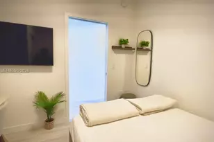 580 72nd St, Miami Beach, FL 33141 - Photo 21
