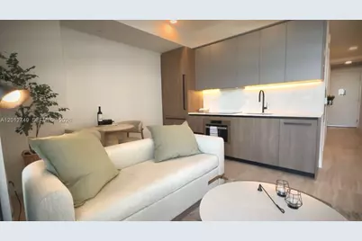 580 72nd St #1111, Miami Beach, FL 33141 - Photo 5