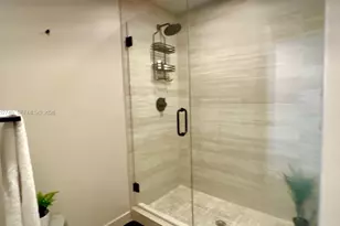 580 72nd St, Miami Beach, FL 33141 - Photo 19