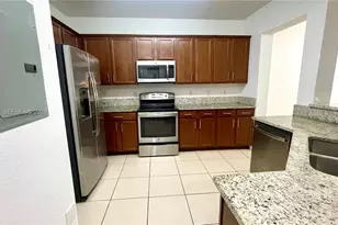10620 NW 88th St, Doral, FL 33178 - Photo 3