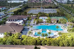 10620 NW 88th St, Doral, FL 33178 - Photo 19