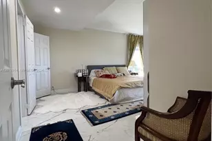 880 NE 69th St, Miami, FL 33138 - Photo 17
