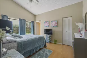 9992 Periwinkle St, Miramar, FL 33025 - Photo 11