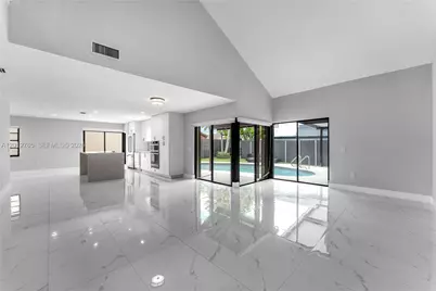 6327 SW 127th Pl, Miami, FL 33183 - Photo 13