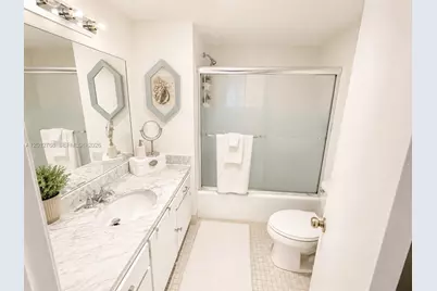 2780 NE 183rd St #710, Aventura, FL 33160 - Photo 11