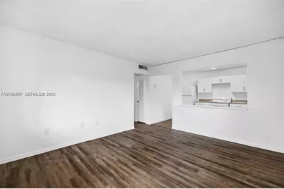 16117 NE 19th Ct #7, North Miami Beach, FL 33162 - Photo 1