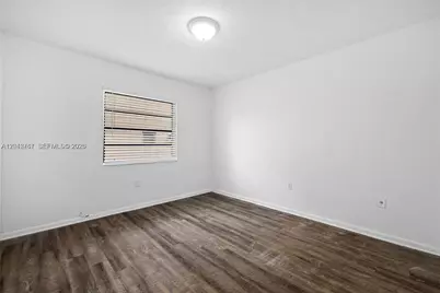 16117 NE 19th Ct #7, North Miami Beach, FL 33162 - Photo 5