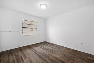 16117 NE 19th Ct, North Miami Beach, FL 33162 - Photo 5