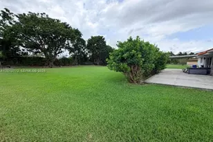 2220 SW 125th Ct, Miami, FL 33175 - Photo 7