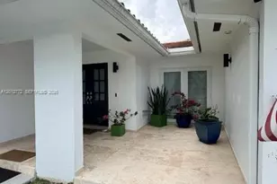 2220 SW 125th Ct, Miami, FL 33175 - Photo 5