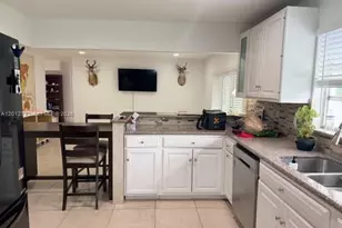 2220 SW 125th Ct, Miami, FL 33175 - Photo 11