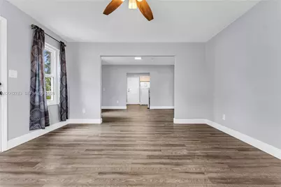 9301 NW 20th Ave, Miami, FL 33147 - Photo 19