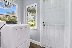 9301 NW 20th Ave, Miami, FL 33147 - Photo 43