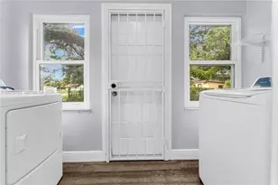 9301 NW 20th Ave, Miami, FL 33147 - Photo 37